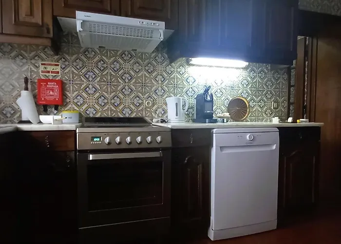 Moradia Entre O Mar E A Ria