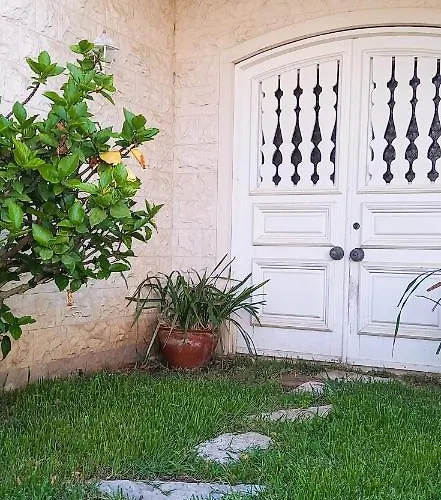 Moradia Entre O Mar E A Ria